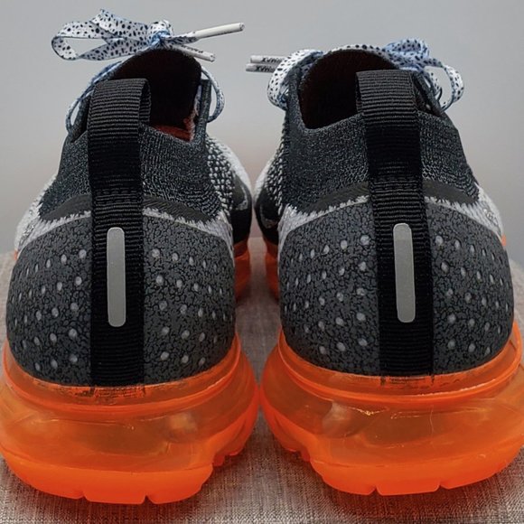 Nike Air Vapormax Flyknit 2 Safari Men\'s Size 8.5
